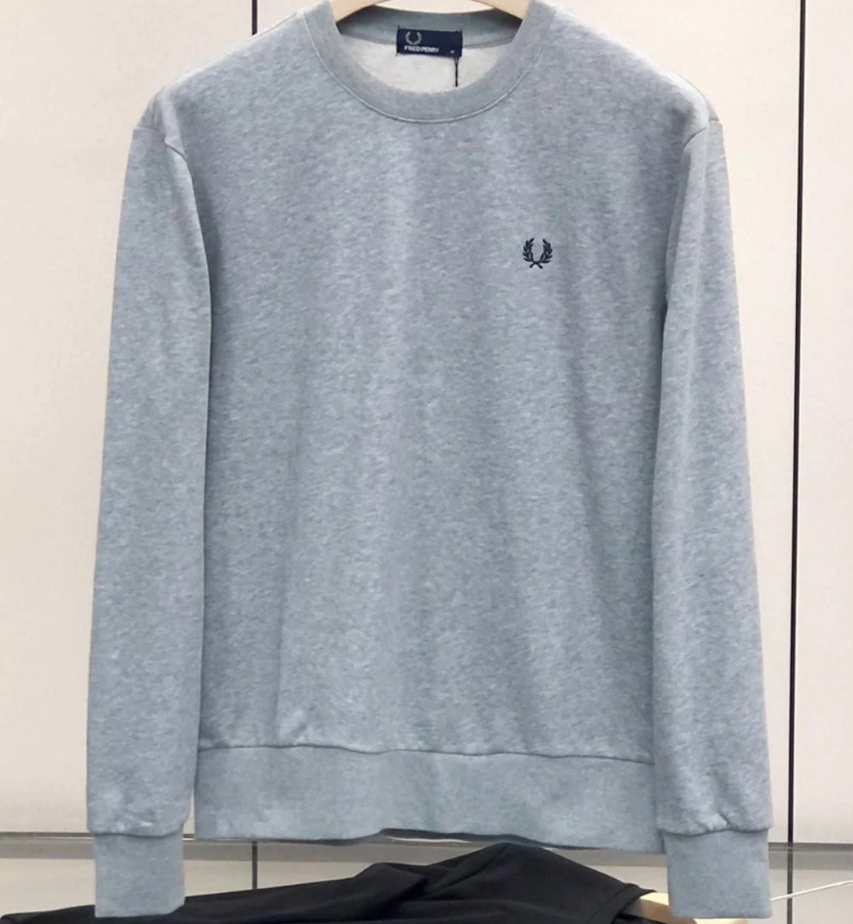 Fred Perry Small Logo Sweatshirt (Grey)