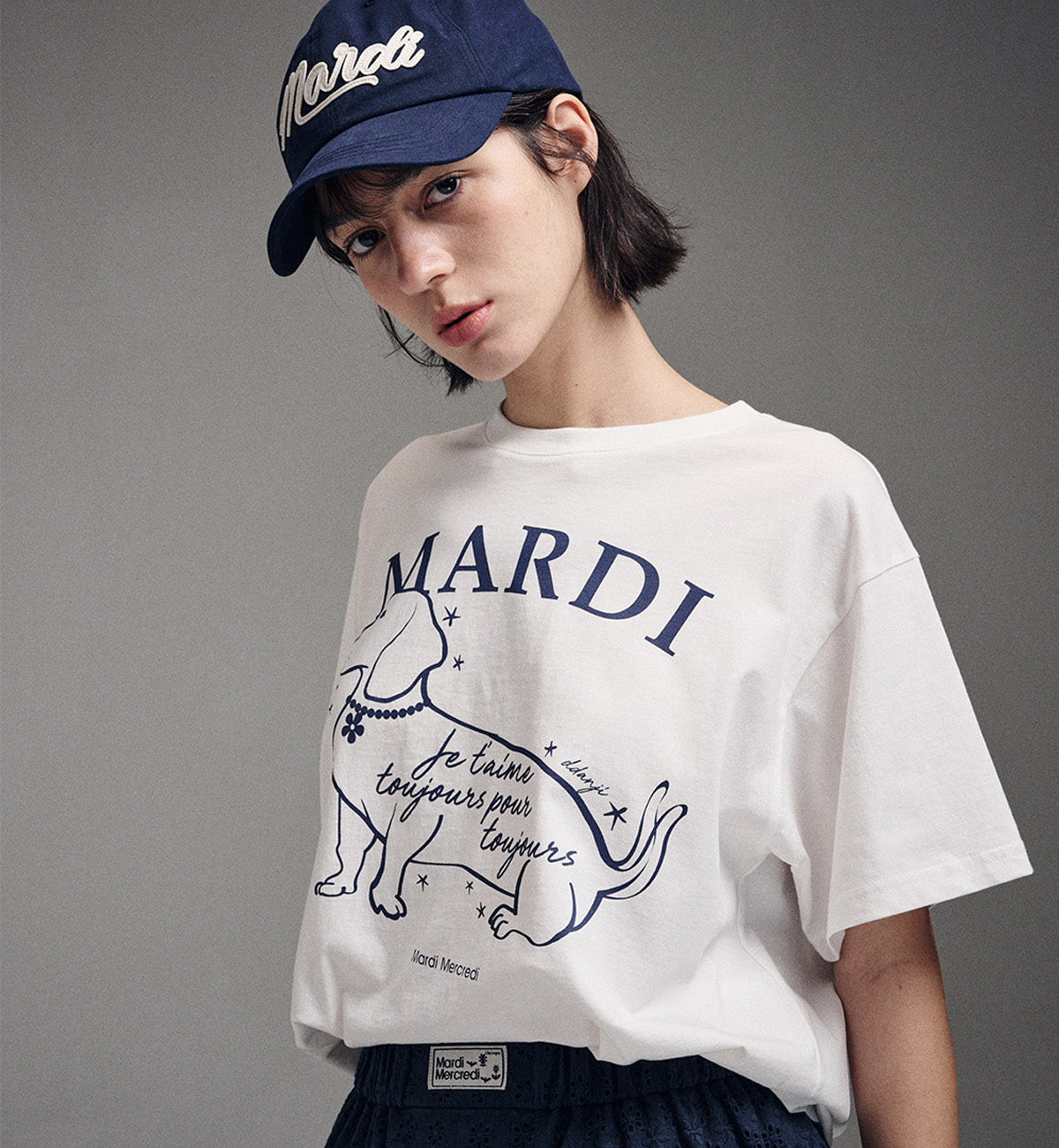 Mardi Mercredi Swing The Tail Flower Choker T-Shirt (Ivory Navy)