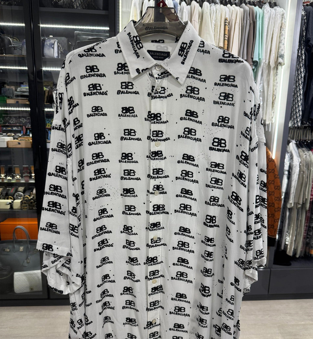 Pre-used] Balenciaga Shirt Viscose White with Full Black Logo