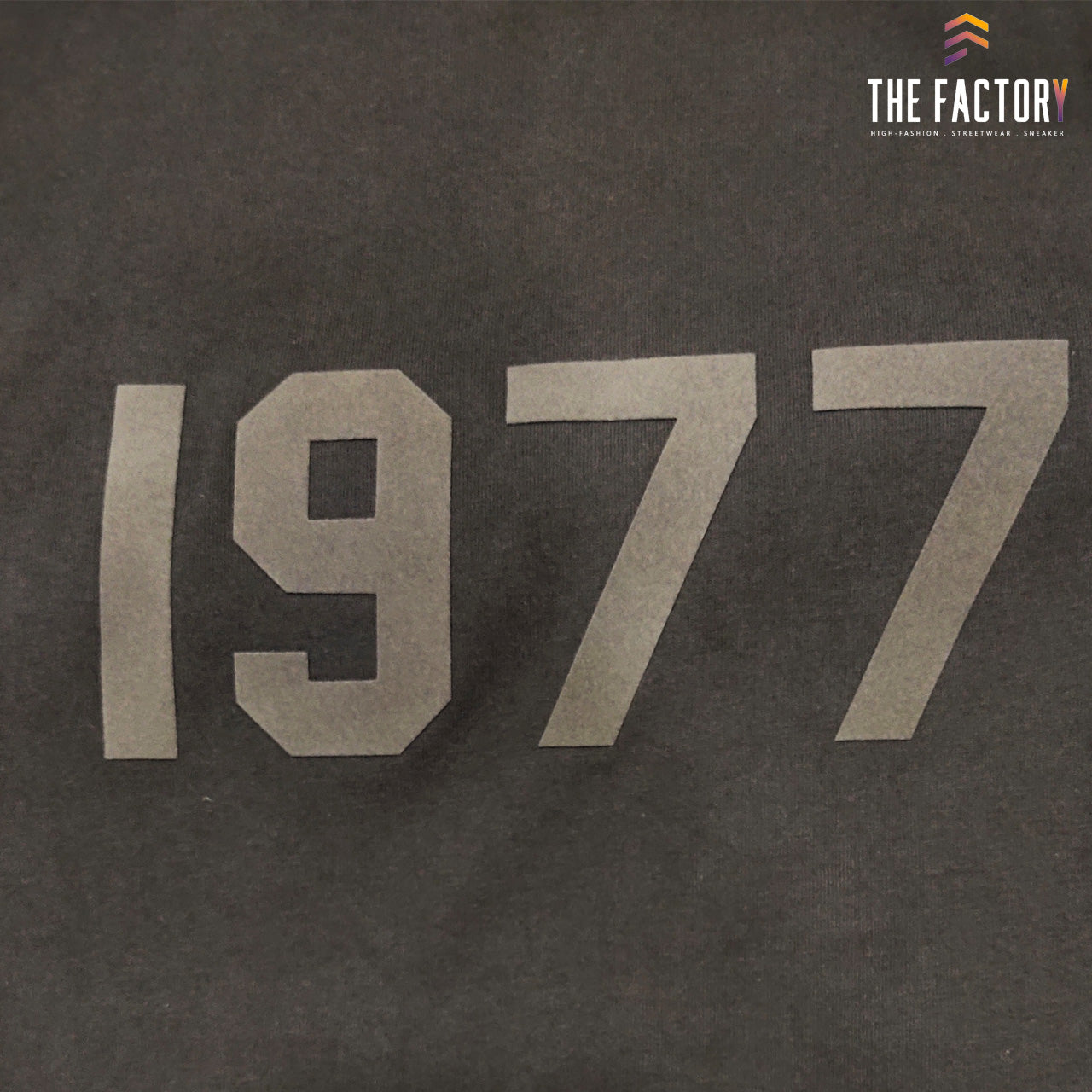 Fear Of God - Essentials 1977 T-shirt (Off Black)