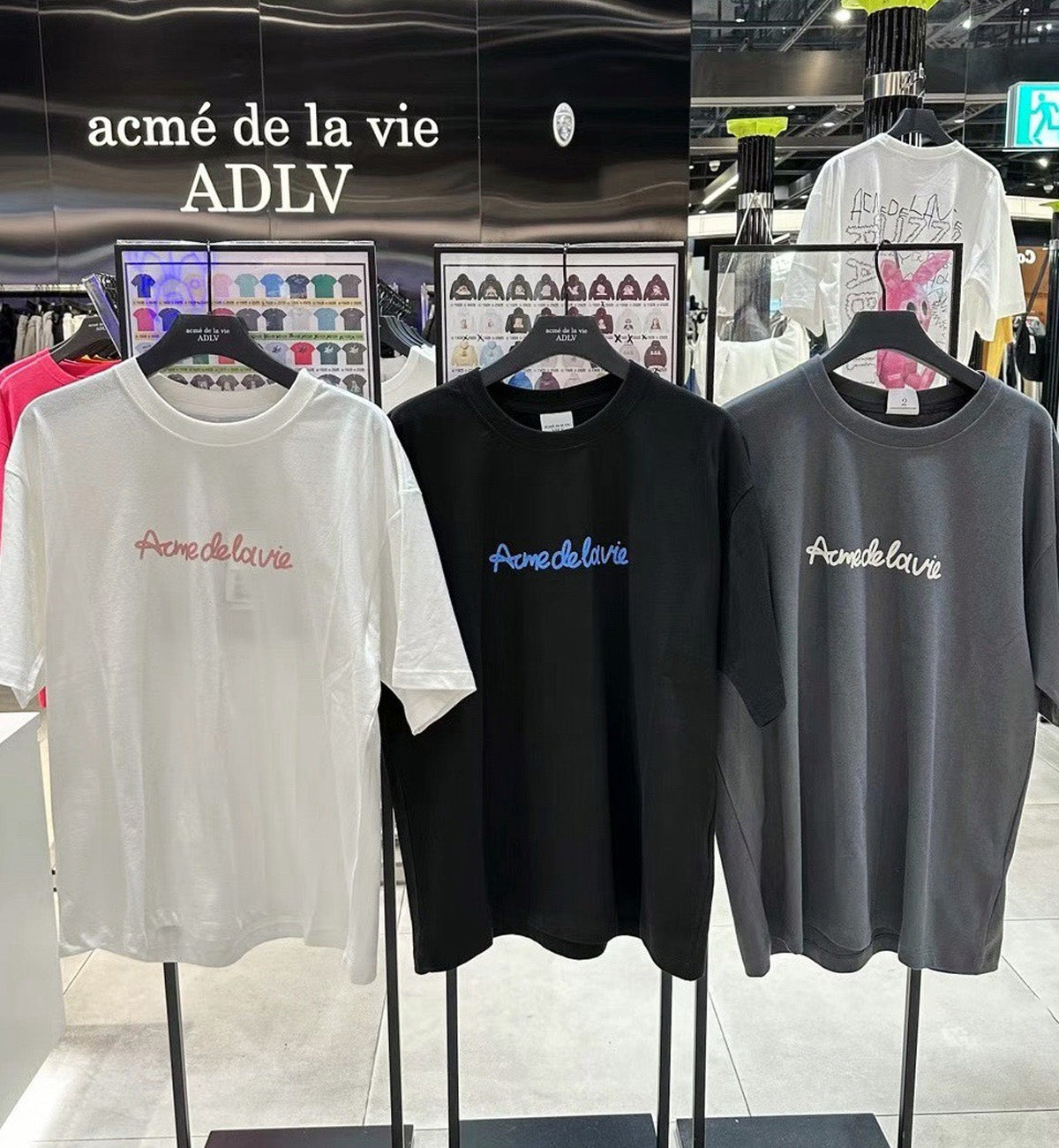 ADLV Acme de la vie Style Word 2 SS24 T-Shirt