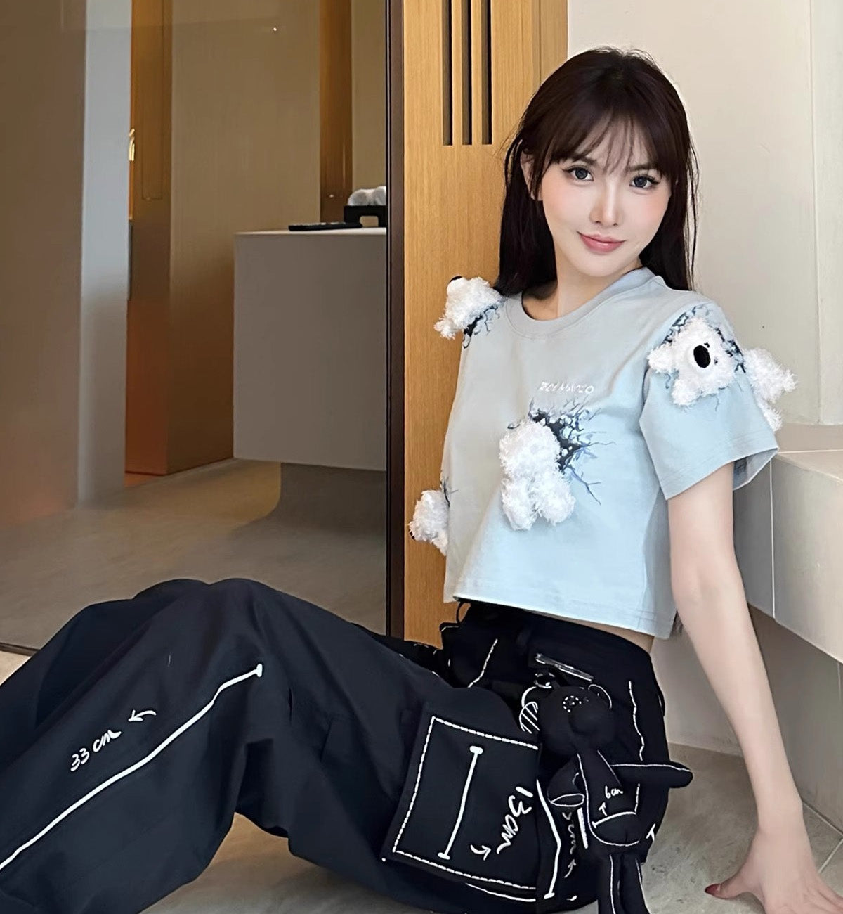 13DE MARZO Bear Ice Break T-Shirt (Blue)
