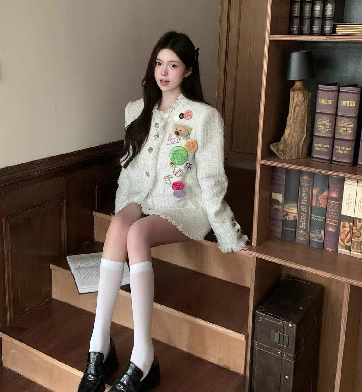 13DE MARZO Badge Vintage Chunky Wool Jacket (White)