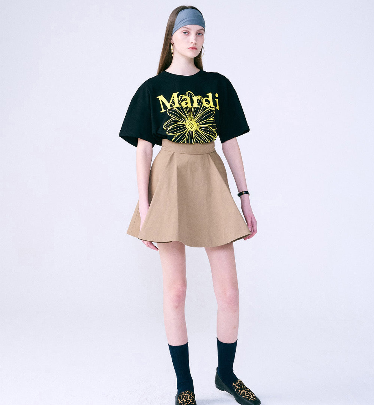 Mardi Mercredi Flower Mardi T-Shirt (Black Yellow)