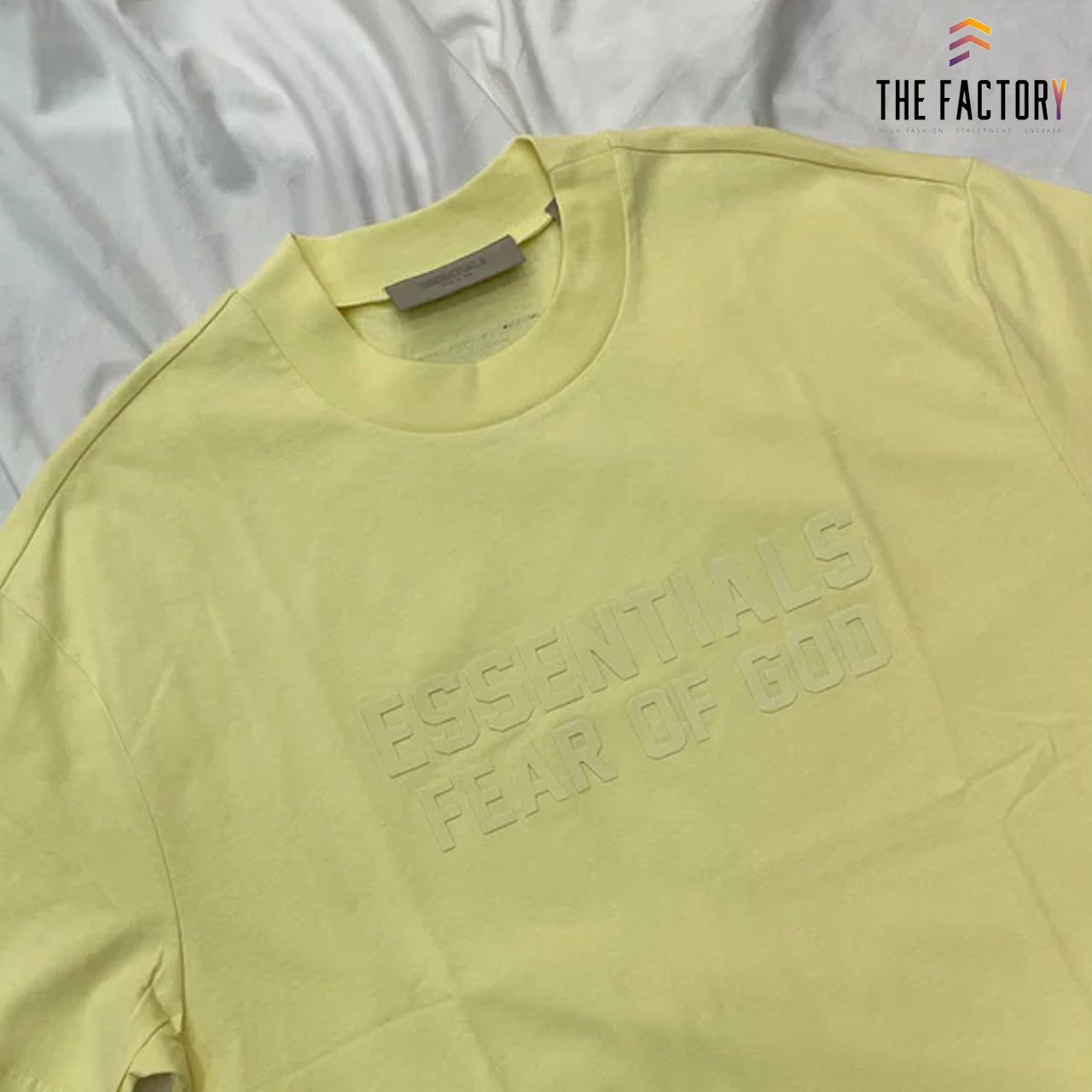 Fear of God Essentials Tee Big Flocked Logo 2022 (Canary)