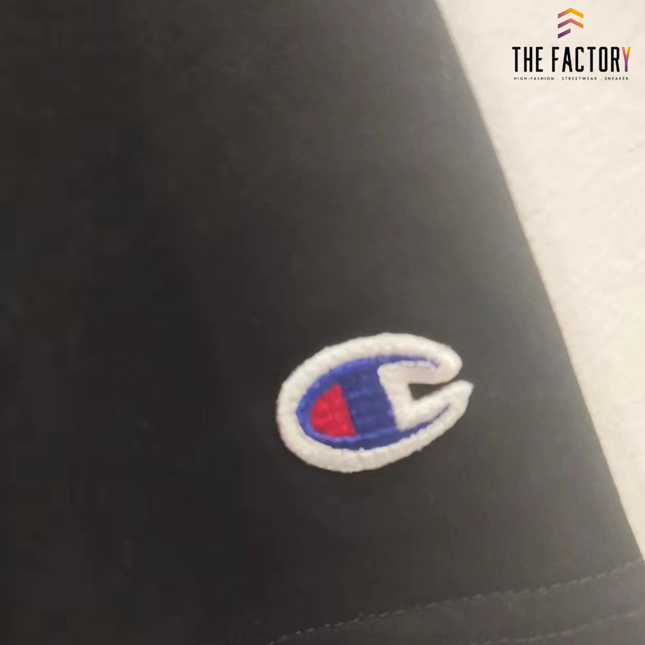 Champion Embroidered White Script Logo S/S T-Shirt (Black)