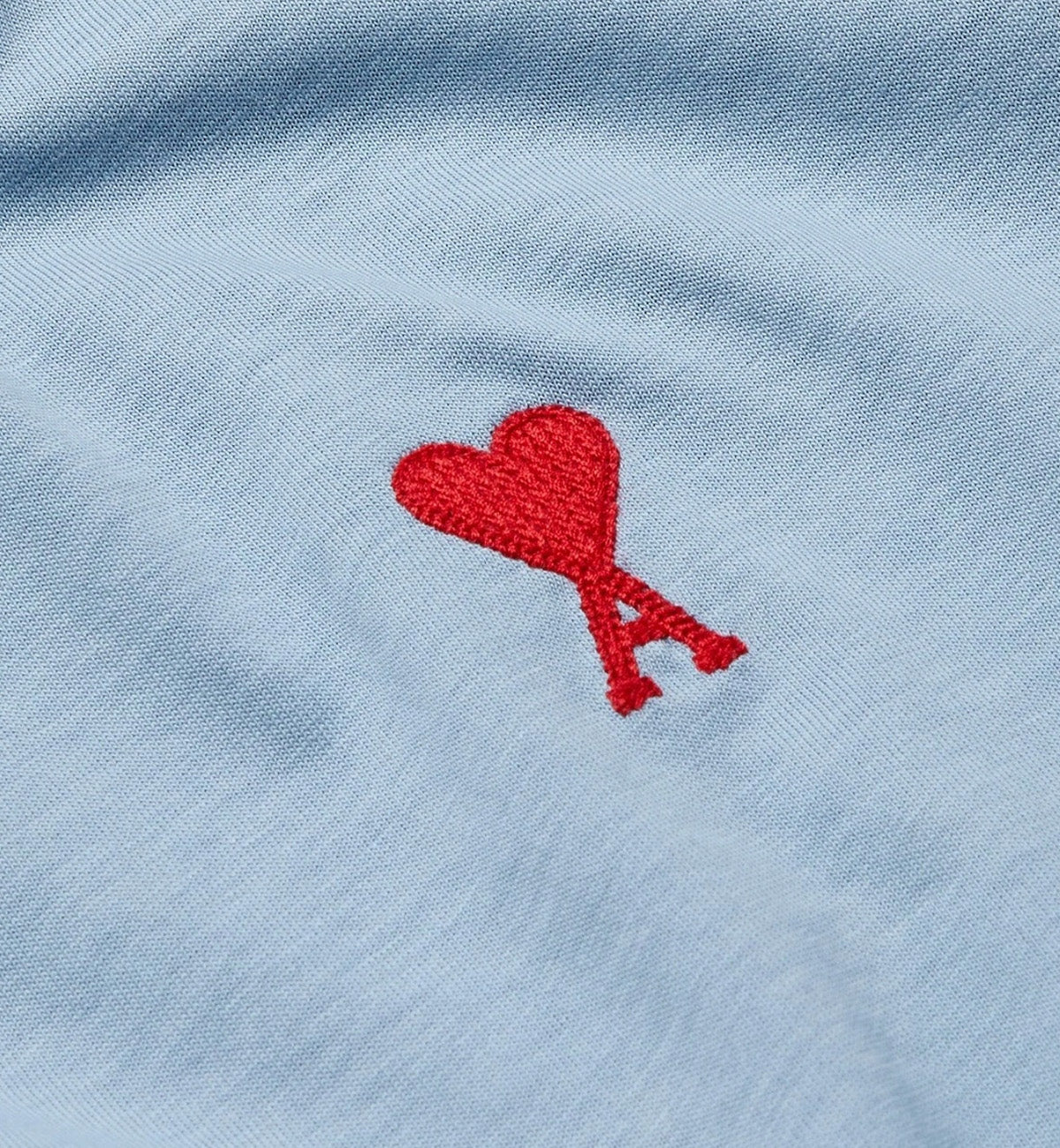 Ami de Coeur Embroidered Small Heart T-shirt (Cyan)