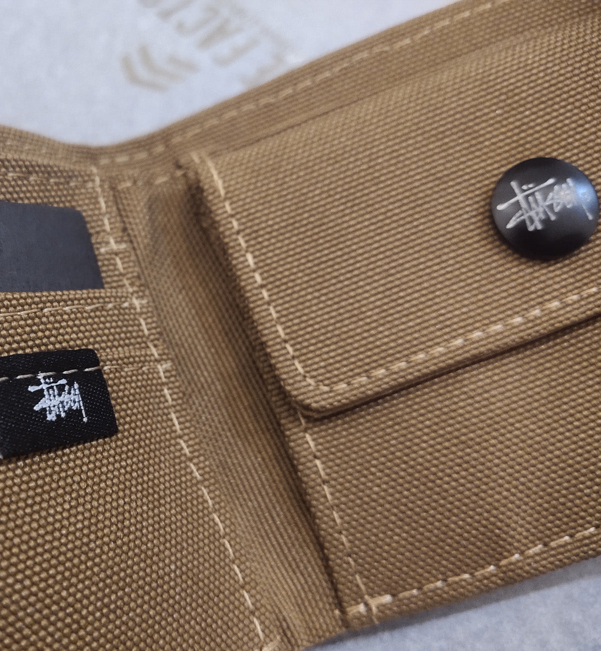 Stussy Multifunctional Classic Oxford Wallet (Brown)