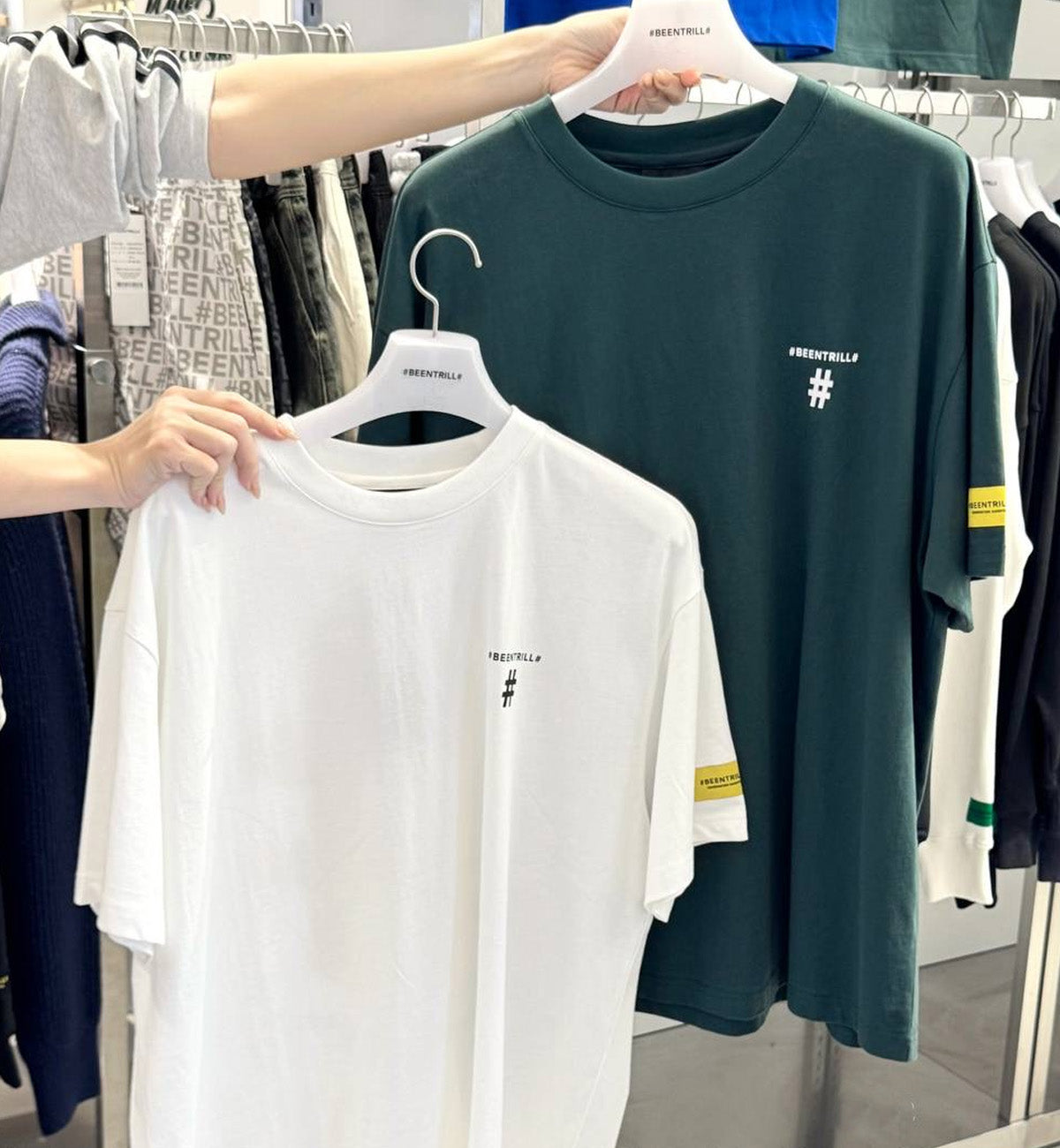 BEENTRILL Small Hashtag T-Shirt