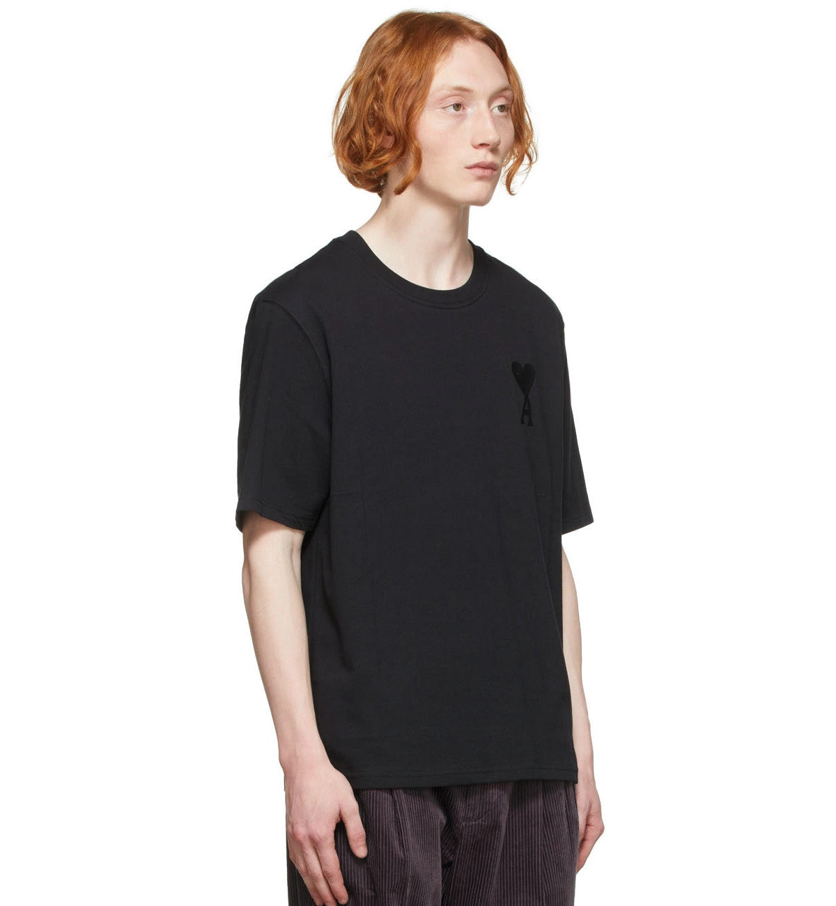 Ami de Coeur Embroidered Heart T-shirt (Black)
