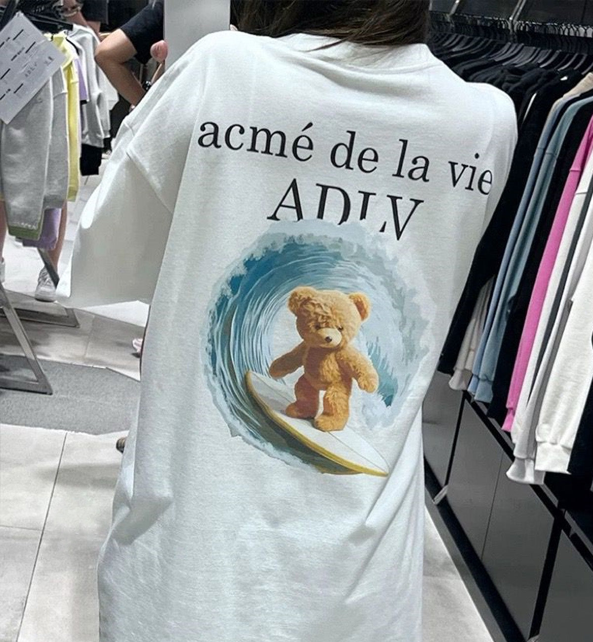 ADLV Acme de la vie Surfing Bear SS24 T-Shirt