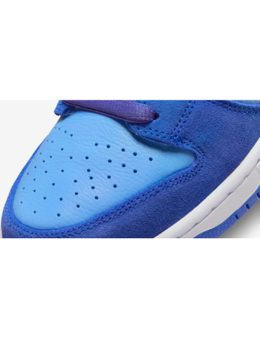 Nike SB Dunk Low Blue Raspberry