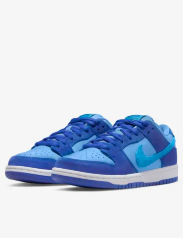 Nike SB Dunk Low Blue Raspberry