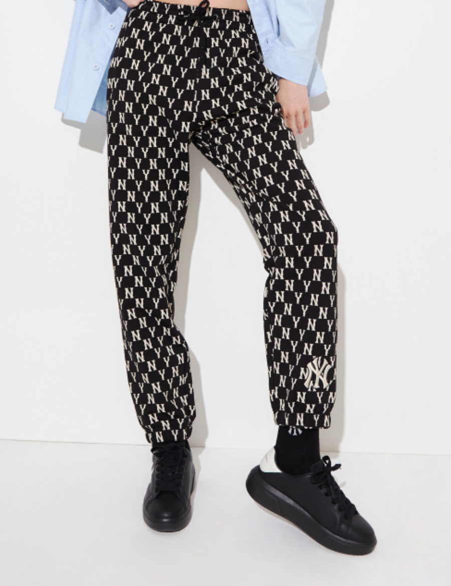 MLB Monogram New York Yankees UNISEX Pants (Black)