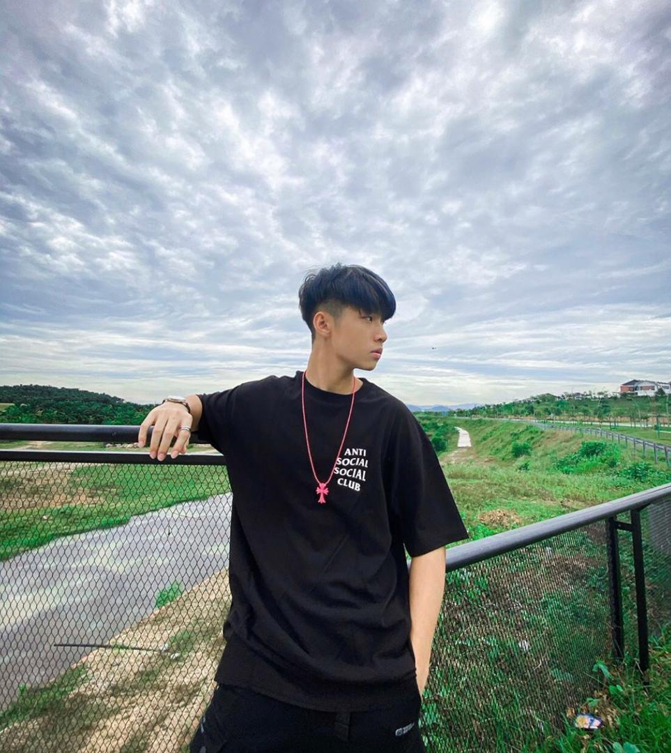 Anti Social Social Club Bukake T-Shirt ( Black Colour ) - Shop Streetwear, Sneakers, Slippers and Gifts online | Malaysia - The Factory KL