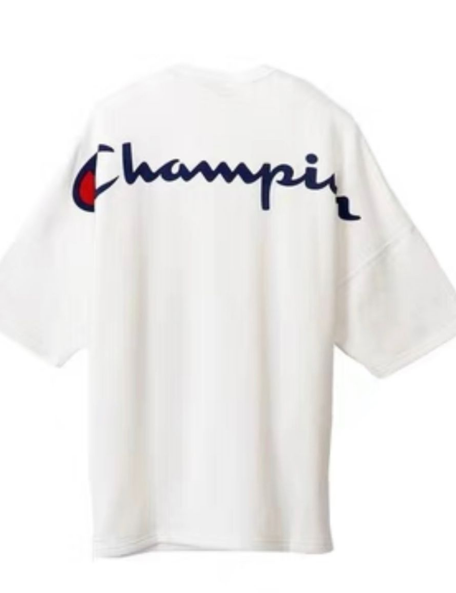 Champion t shirt oversized hotsell