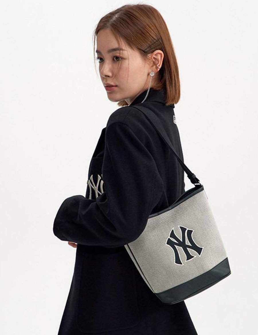 Yankees 2025 tote bag