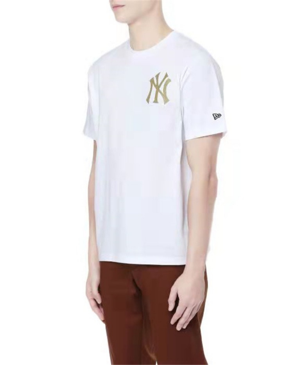 MLB New Era New York Yankees Embroidery Gold Logo T-shirt (White)