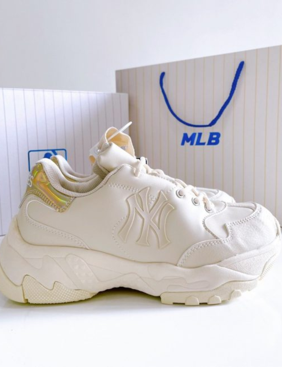 MLB Big Ball Chunky Shiny Gold New York Yankees NY White