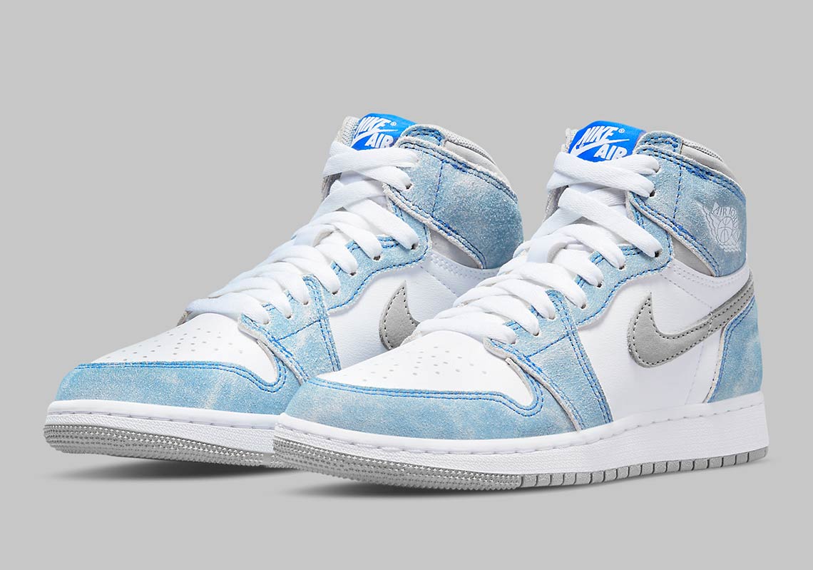 Air Jordan 1 Hyper Royal - Shop Streetwear, Sneakers, Slippers and Gifts online | Malaysia - The Factory KL
