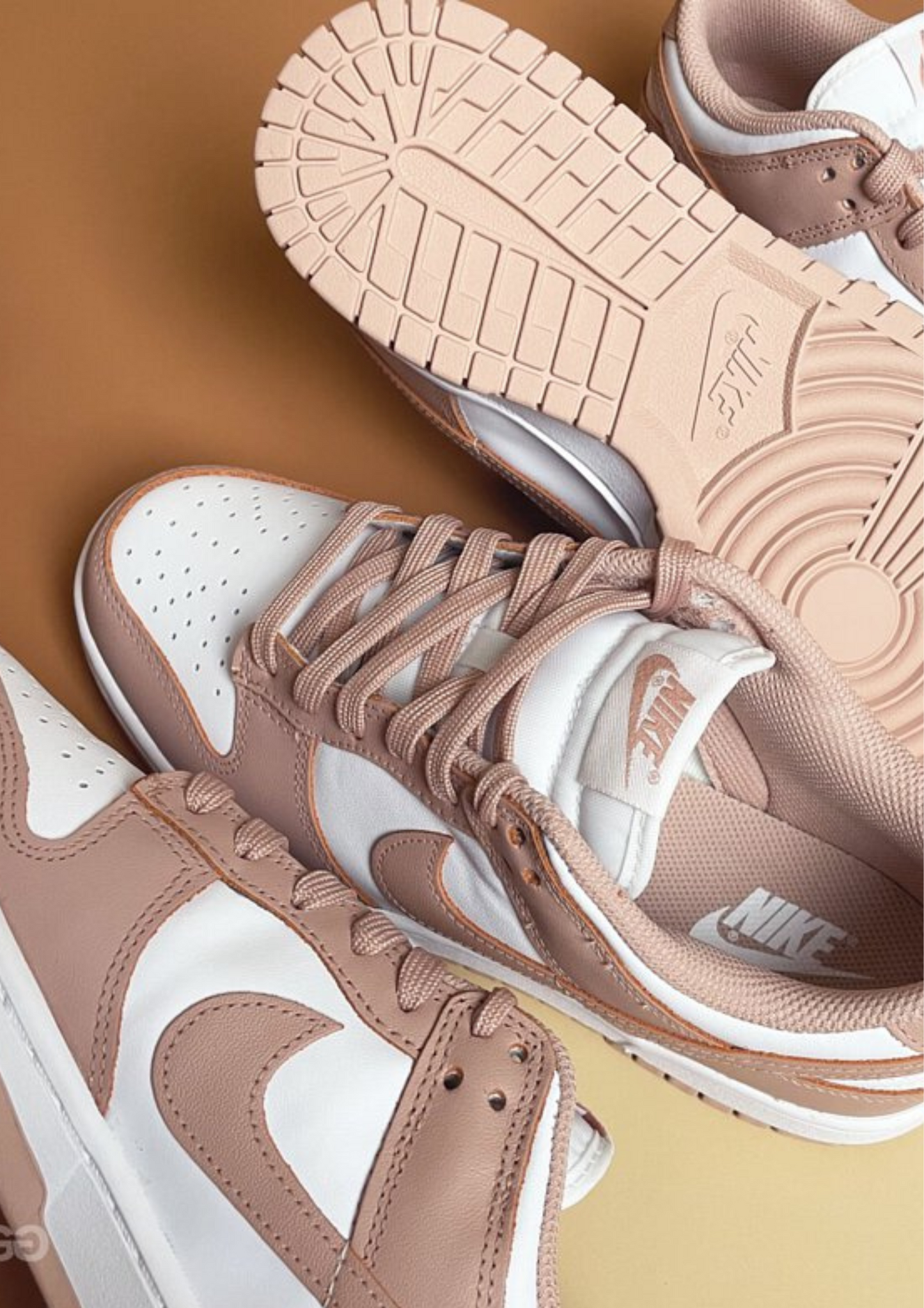 Nike Dunk Low "Rose Whisper"