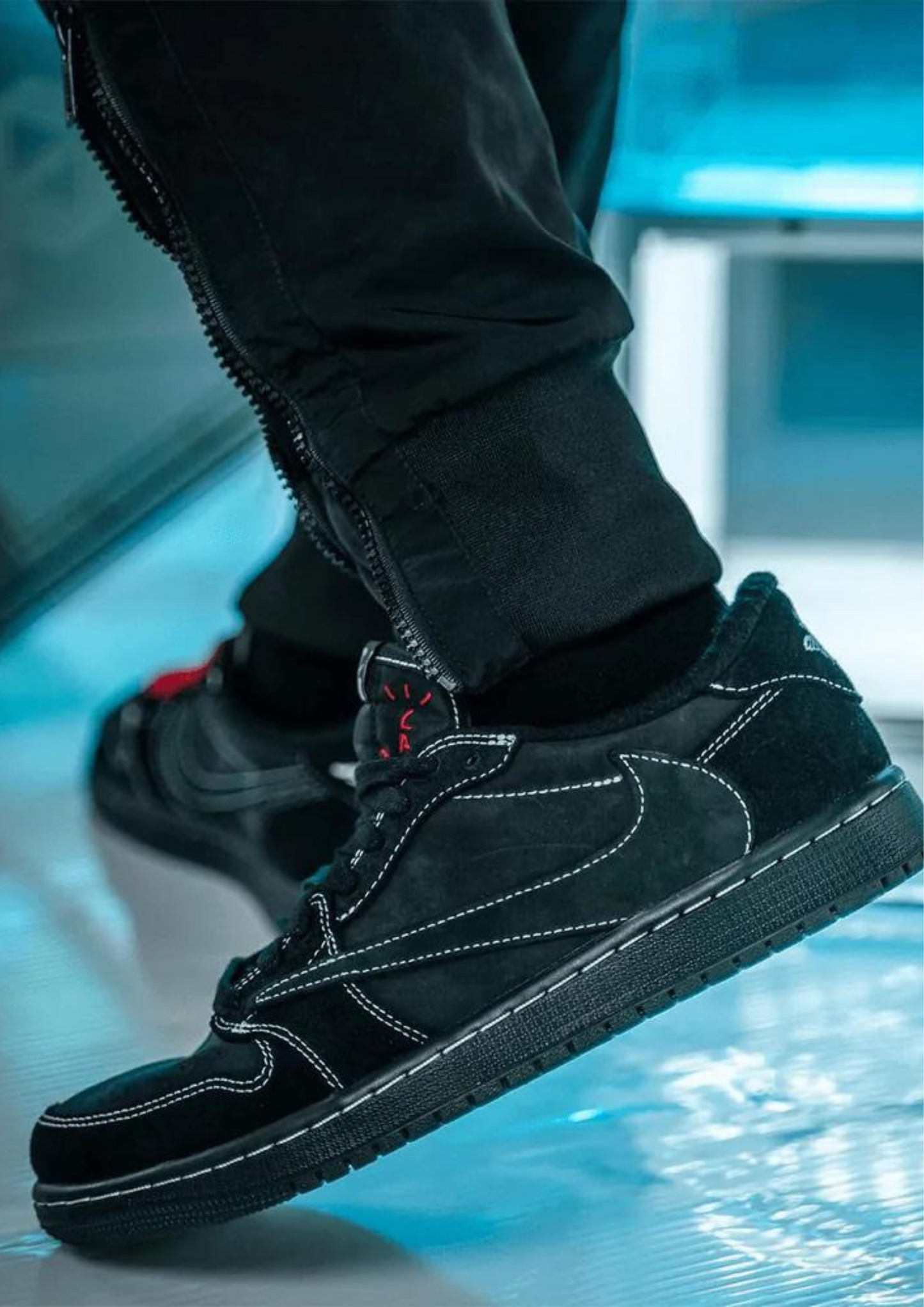 Travis Scott x Air Jordan 1 low Black Phantom