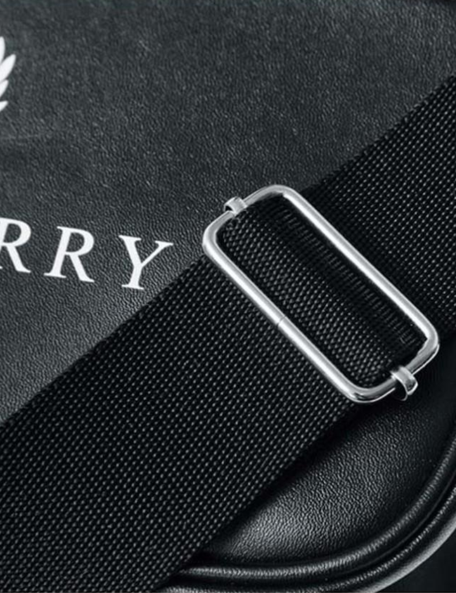 Fred Perry Leather Crossbody Bag (Black)