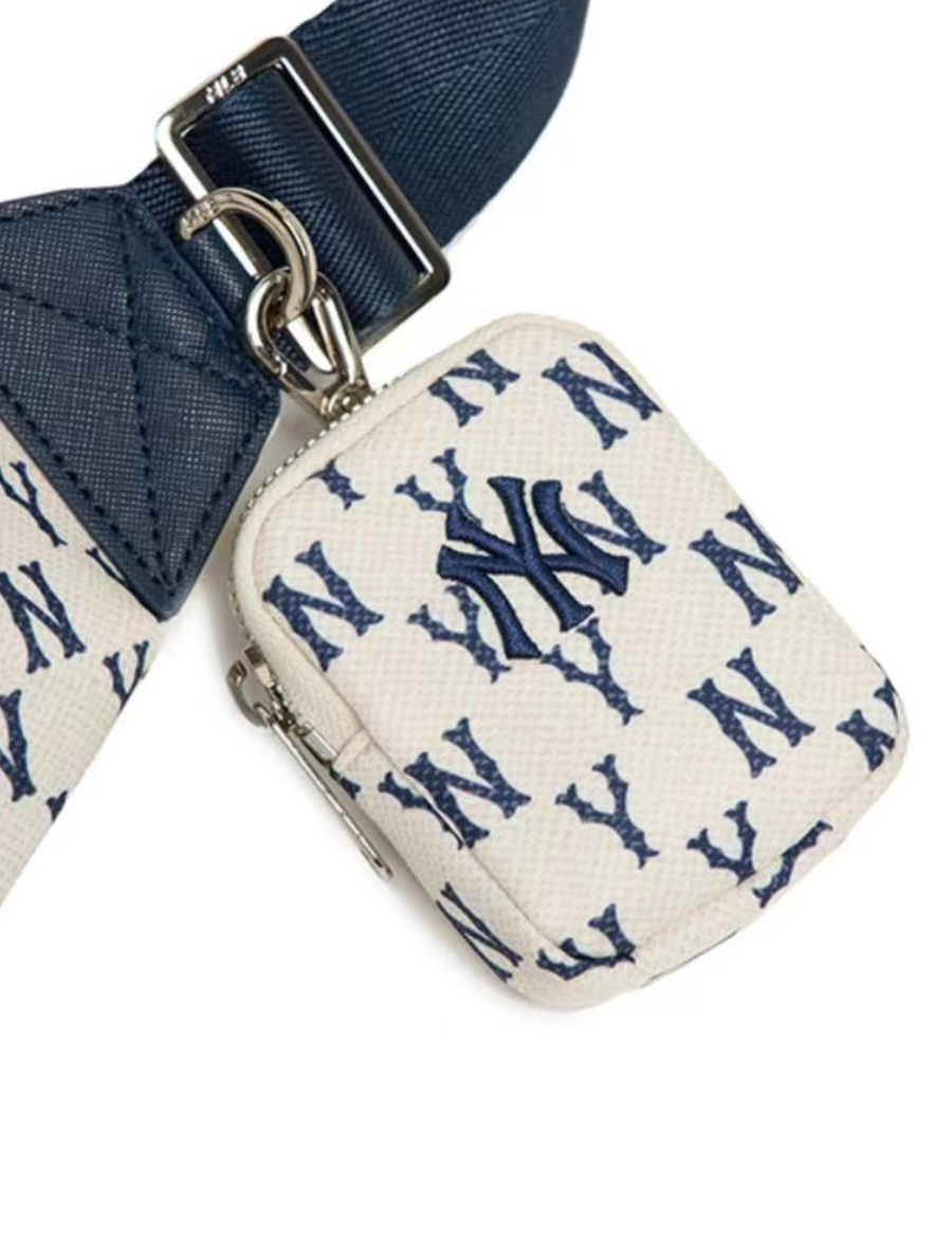 MLB Monogram New York Yankees Hip Sack NY Logo Waist Bag Pouch Bag (White)
