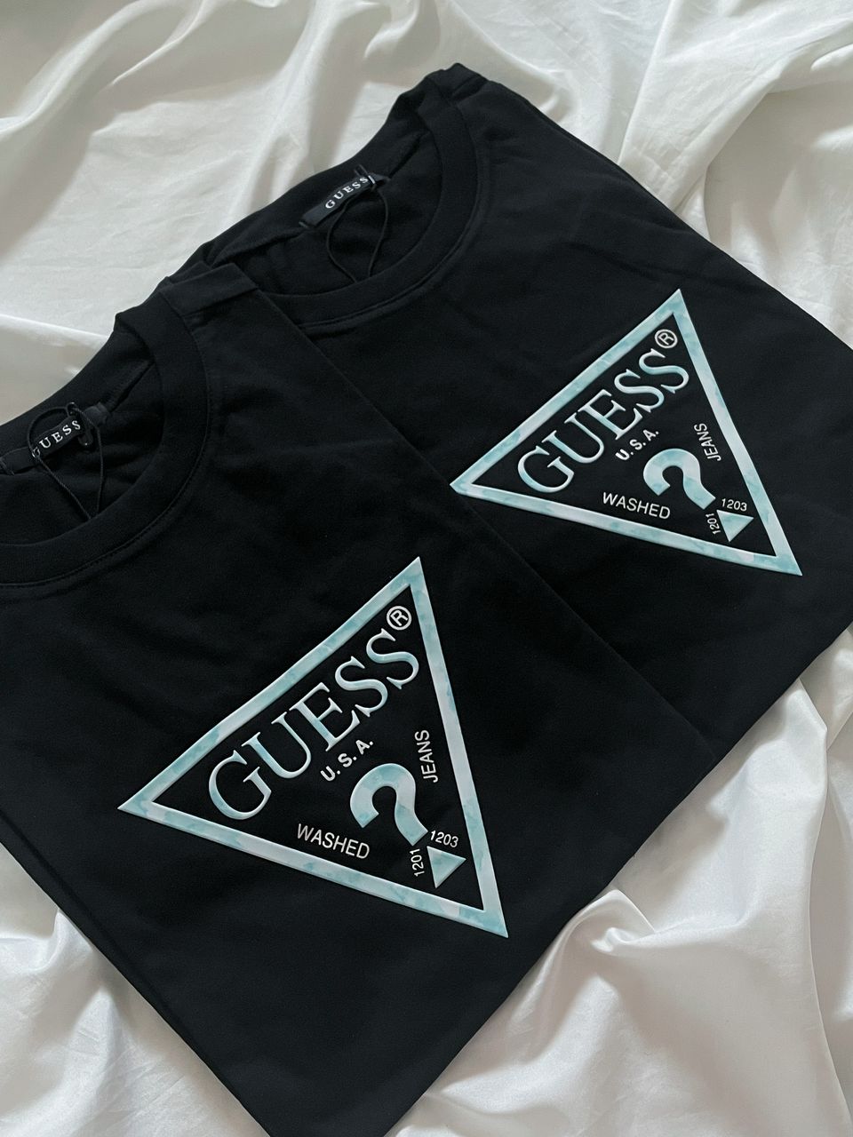 Guess Blue & White Triangle Logo T-Shirt (Black)