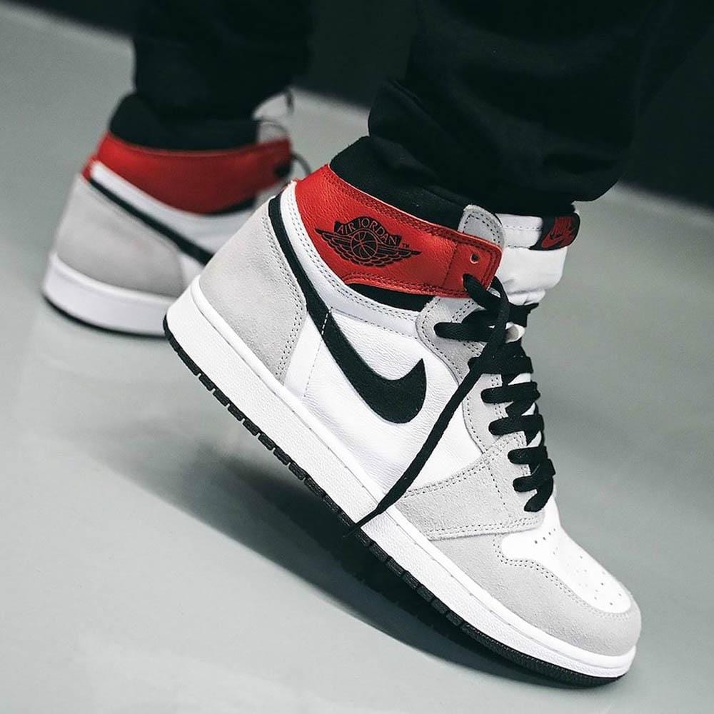 Air Jordan 1 Retro High sneakers OG 'Light Smoke Grey" - Shop Streetwear, Sneakers, Slippers and Gifts online | Malaysia - The Factory KL