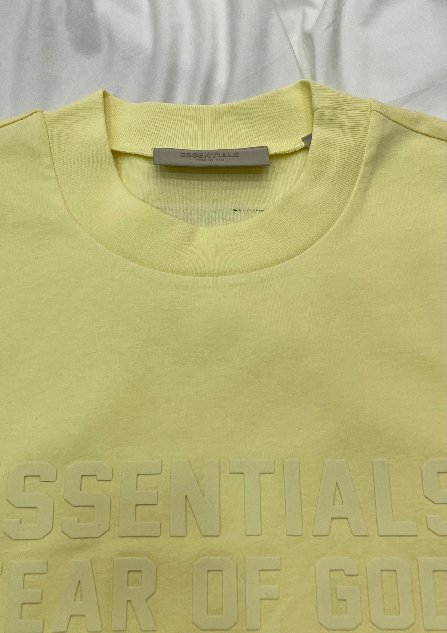 Fear of God Essentials Tee Big Flocked Logo 2022 (Canary)