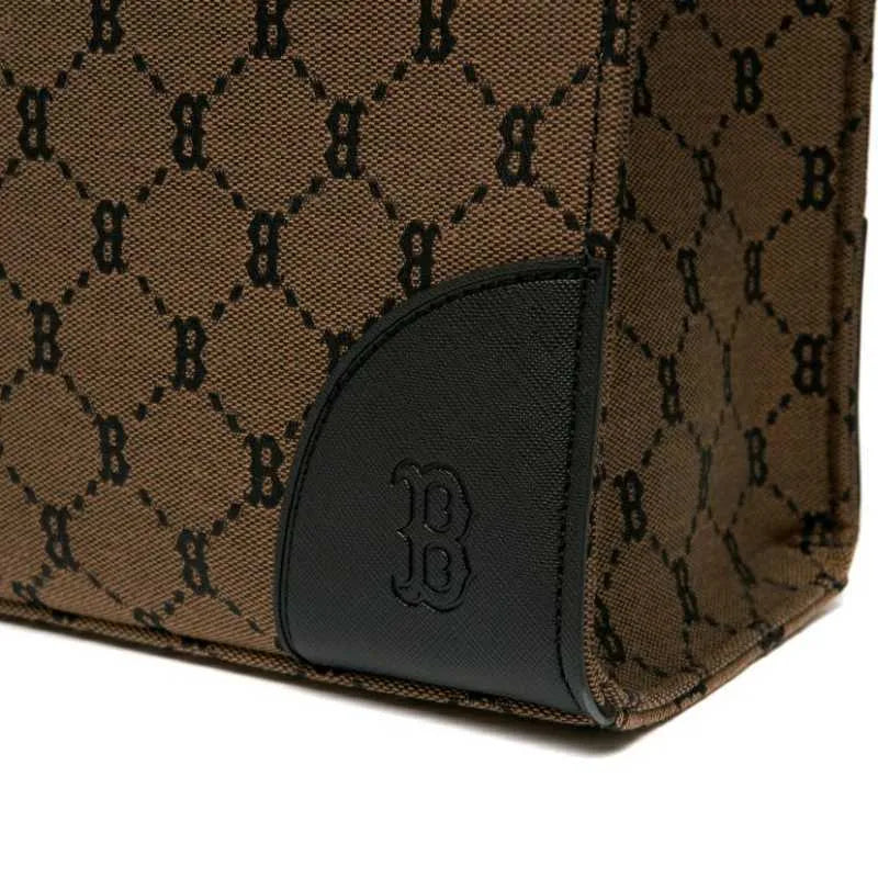 MLB MONOGRAM Diamond Jacquard Shopper Bag New York Yankees / Boston Redsox