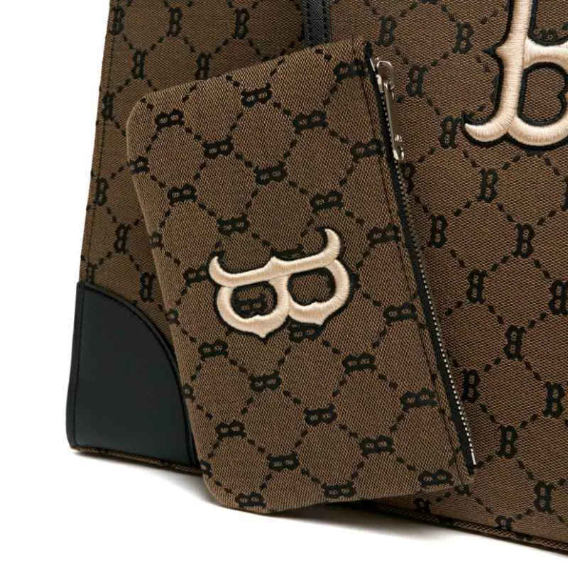 MLB MONOGRAM Diamond Jacquard Shopper Bag New York Yankees / Boston Redsox