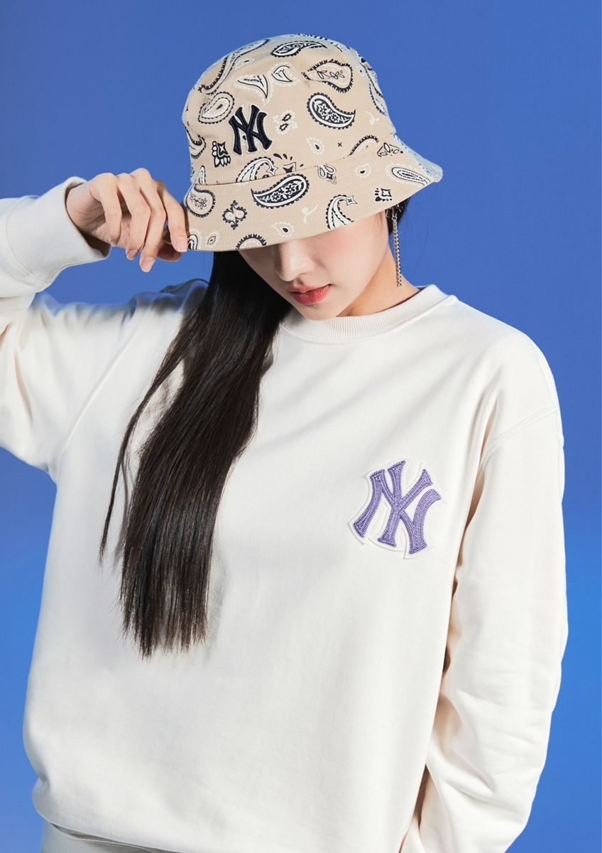 MLB New York Yankees Women's Jersey - M