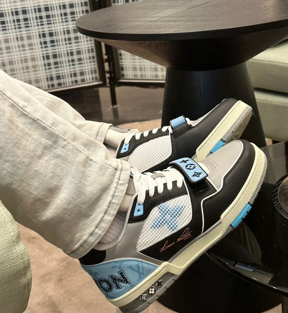 [Pre-Used] LV Trainer Luxury Blue Monogram with Flower