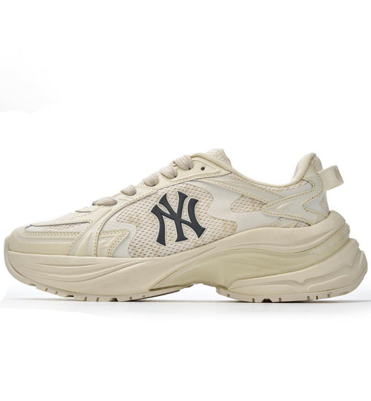MLB Curve Runner Monogram New York Yankees (White)
