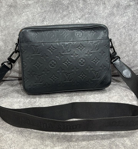 [Pre-Used] LV Messenger Bag Duo Shadow