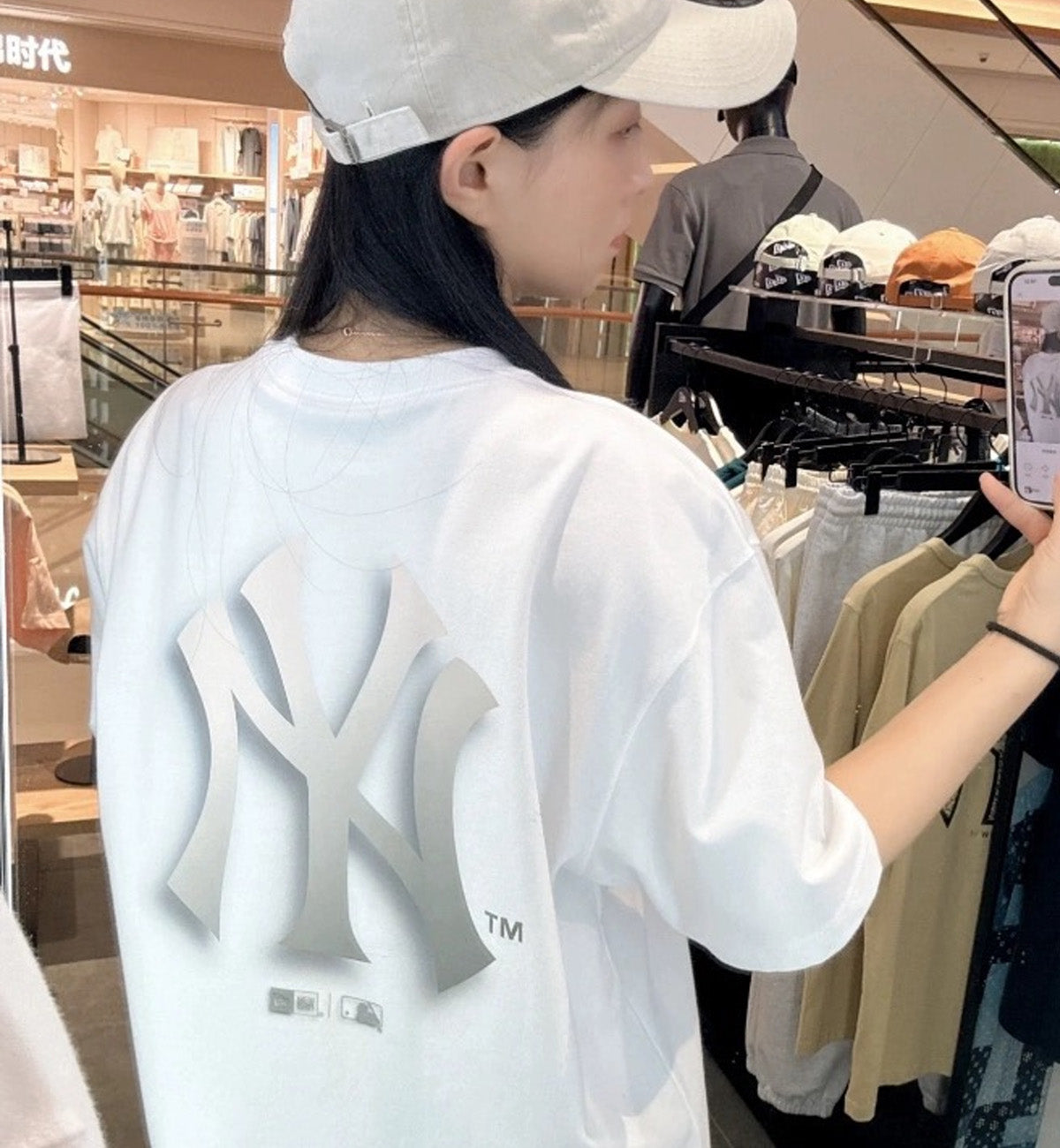 MLB New Era New York Yankees Shadow Drop T-Shirt (White)