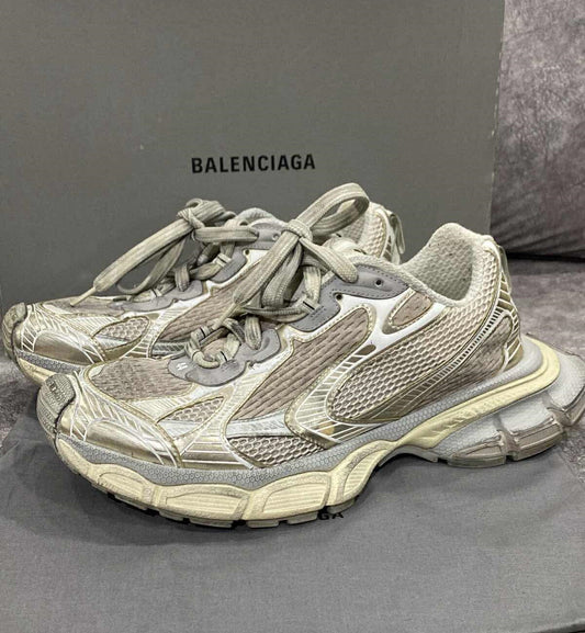 [Pre-Used] Balenciaga 3XL Runners Grey Distressed