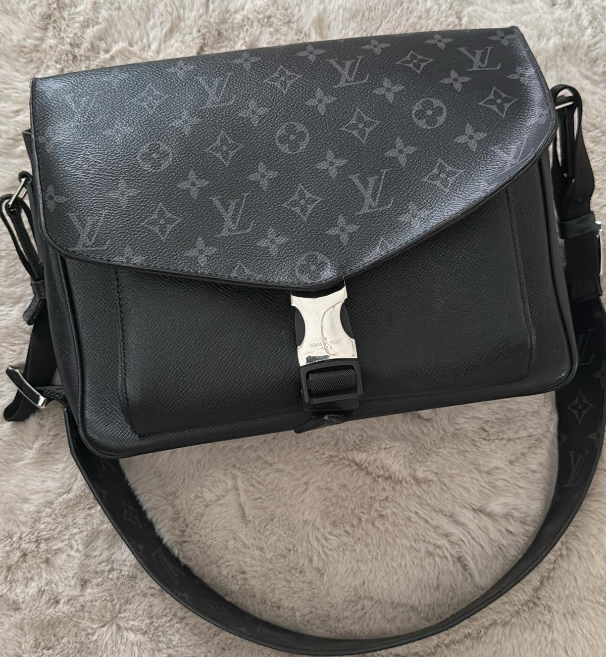 [Pre-used] LV Bag Taigarama Messenger Monogram