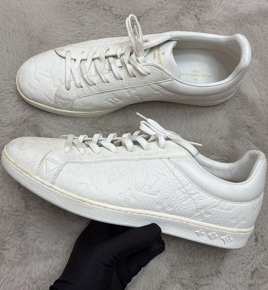 [Pre-used] LV Sneaker Frontrow White Leather Monogram