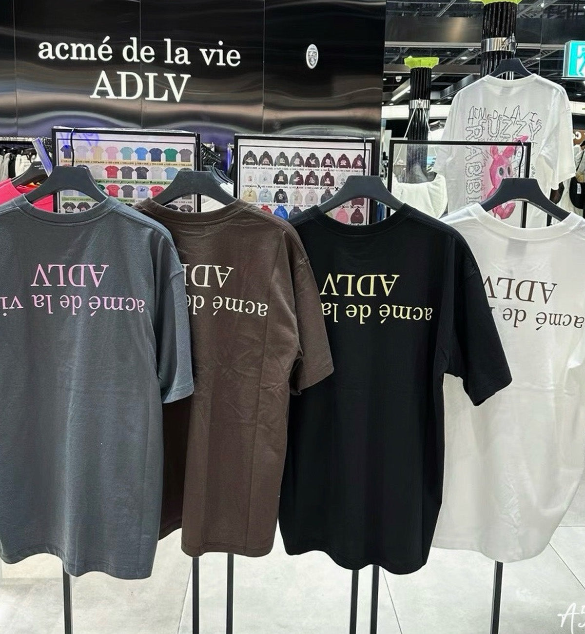 ADLV Acme de la vie Upside Down Word SS24 T-Shirt