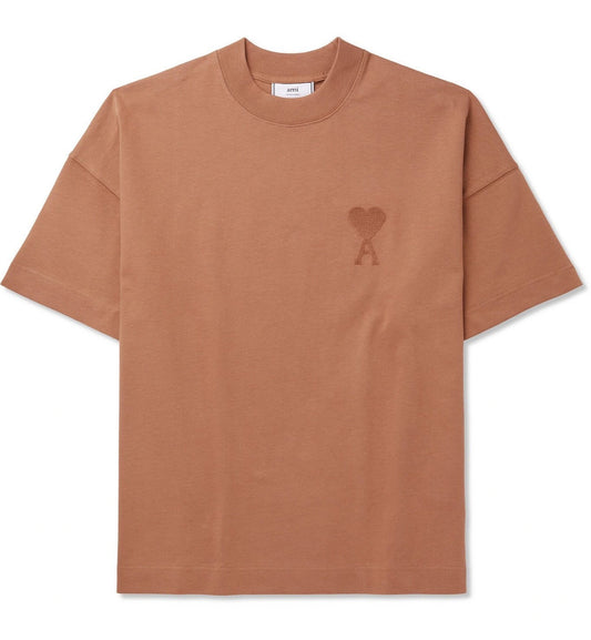 Ami de Coeur Embroidered Heart T-shirt (Brown)