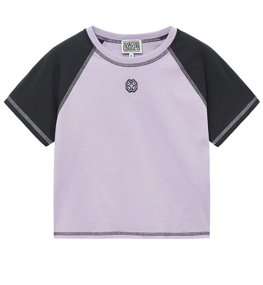 Marithe W Raglan Stitch Crop T-Shirt (Light Purple)