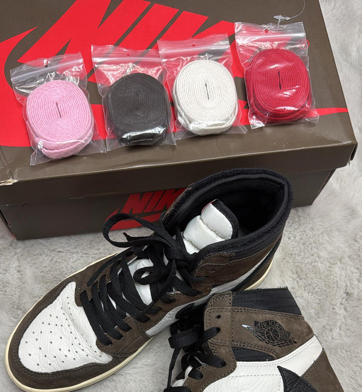 [Pre-used] AJ1 Travis High Mocha OG