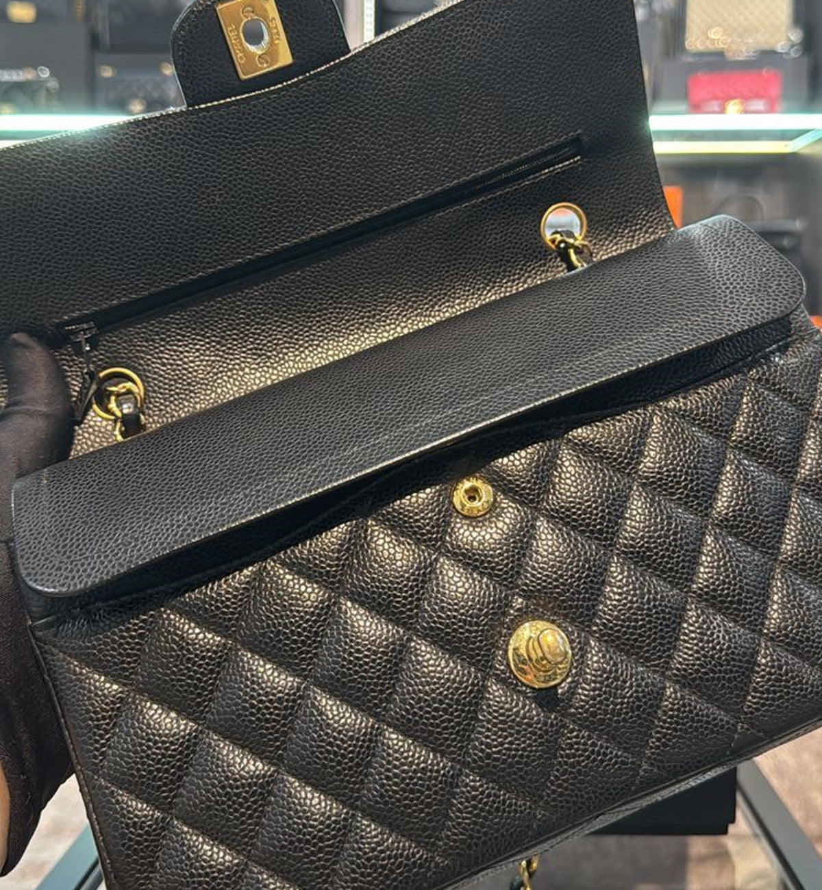 [Pre-Used] Chanel Classic Flap Caviar Medium Bag (Serial 25)