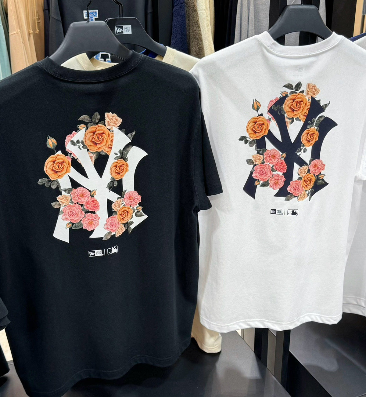 MLB New Era Flower Bouquet T-Shirt (Black)