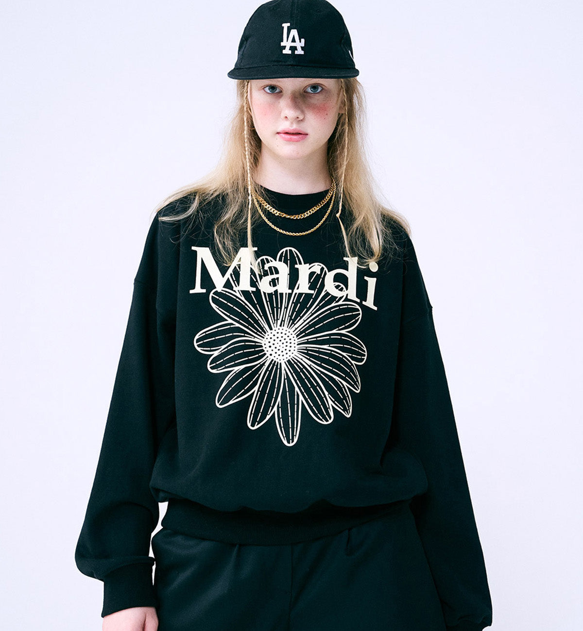 Mardi Mercredi Flower Mardi Sweatshirt (Black Cream)