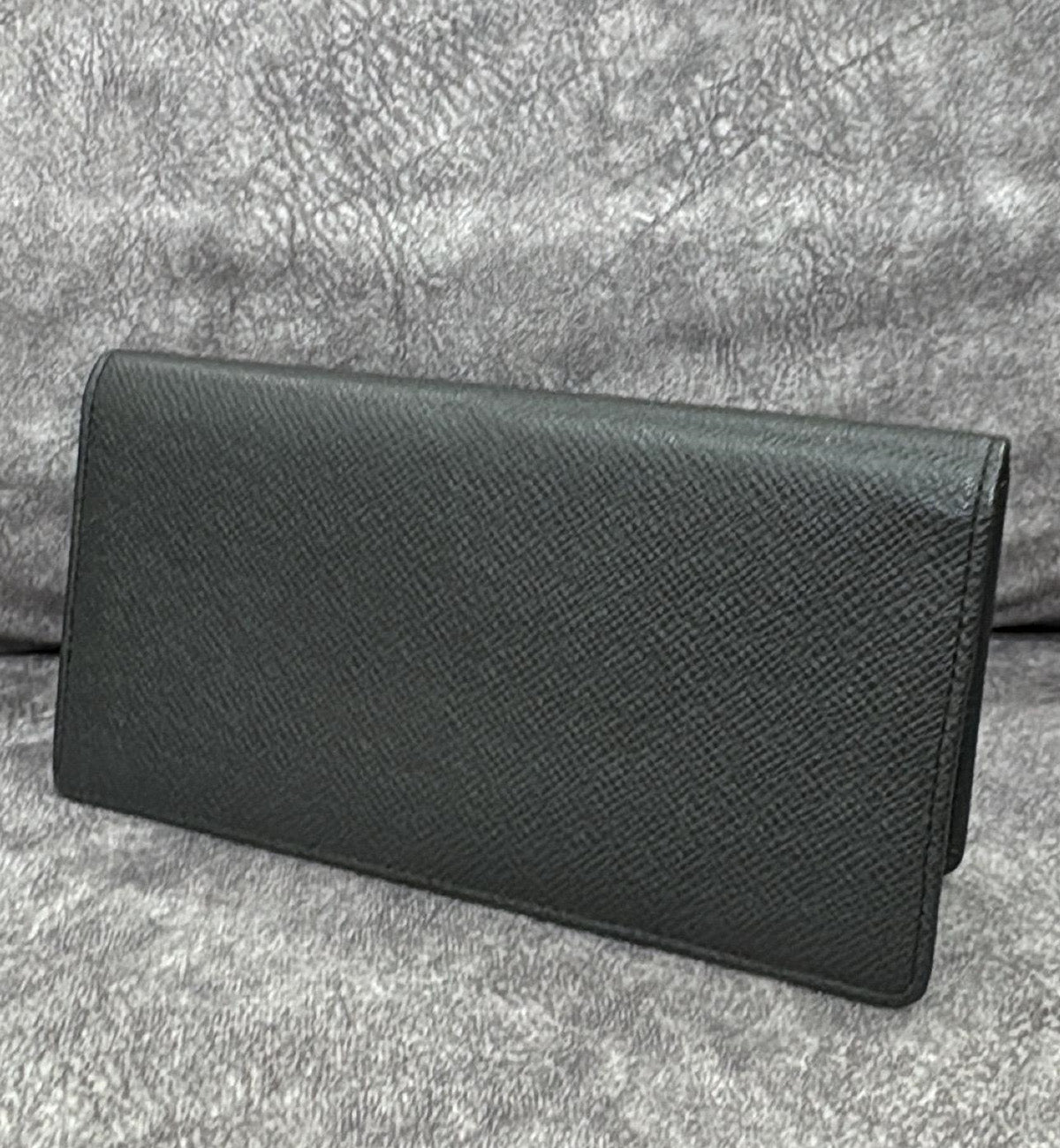 [Pre-Used] LV Long Wallet Brazza Plain Black