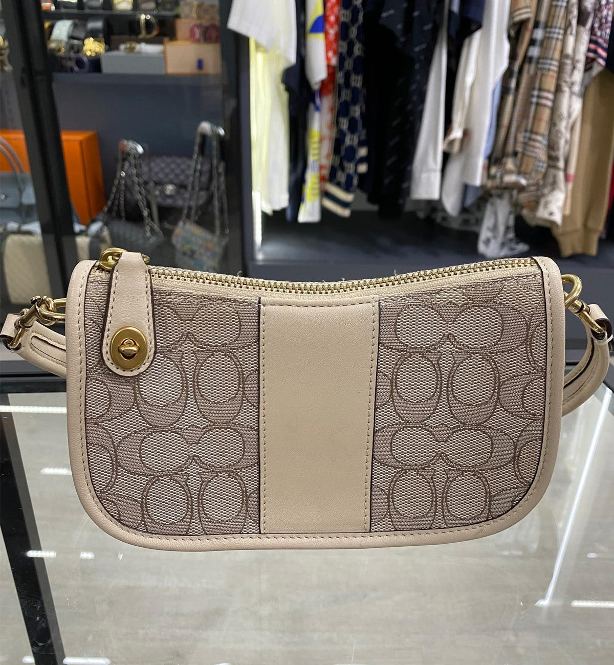 [Pre-used] Coach Bag Swinger Beige